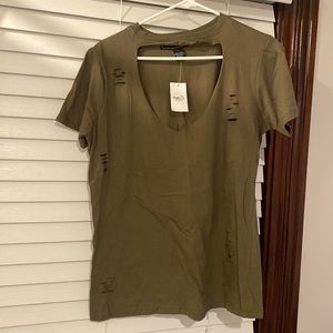 Rue21 distressed t-shirt Size Large